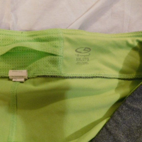 Champions Skorts XXL - Picture 3 of 7